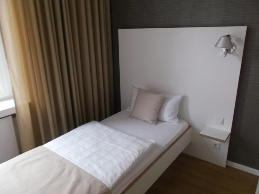Art Hotel Ufer Düsseldorf Exterior foto