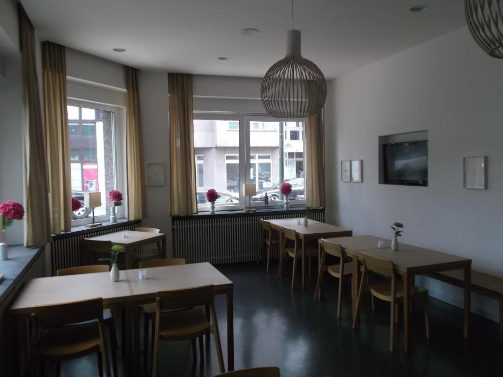 Art Hotel Ufer Düsseldorf Exterior foto